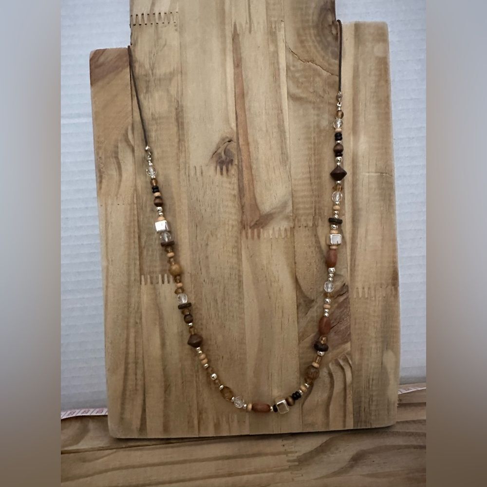 Elegant Brown and Gold Beaded Necklace